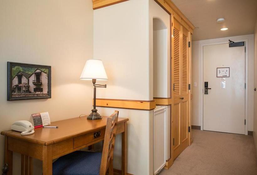 호텔 The Inn At Solitude