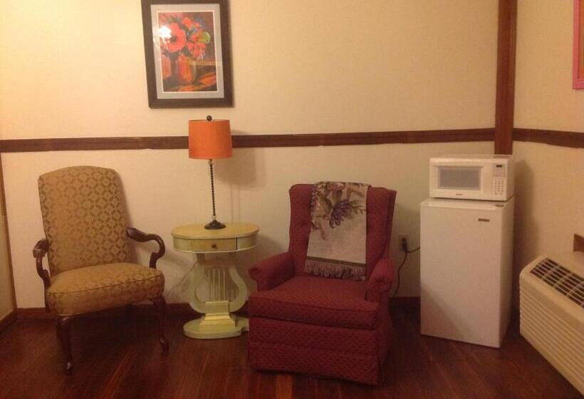 فندق The Main Street