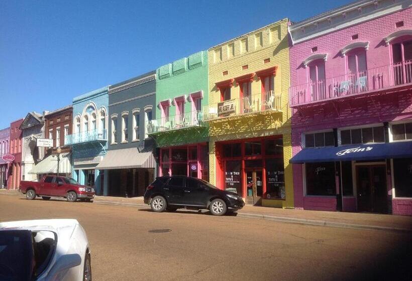 فندق The Main Street