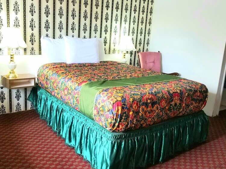 فندق Town House Motor Inn