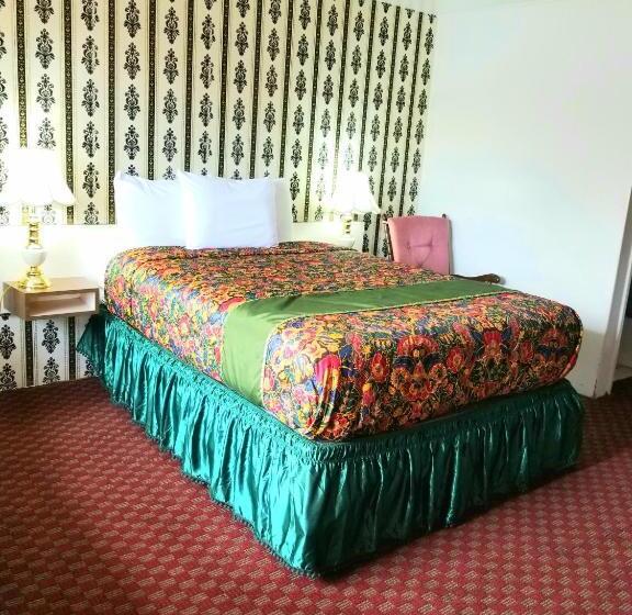 فندق Town House Motor Inn