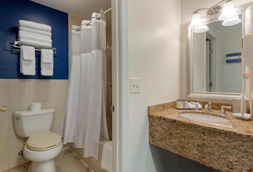 Union Bluff Hotel & Meeting House