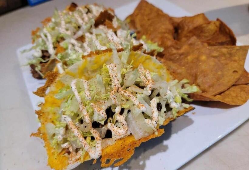 בית מלון כפרי Z Loft Extended Stay