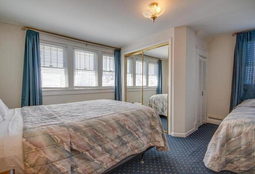 Majestic Hotel & Apartments