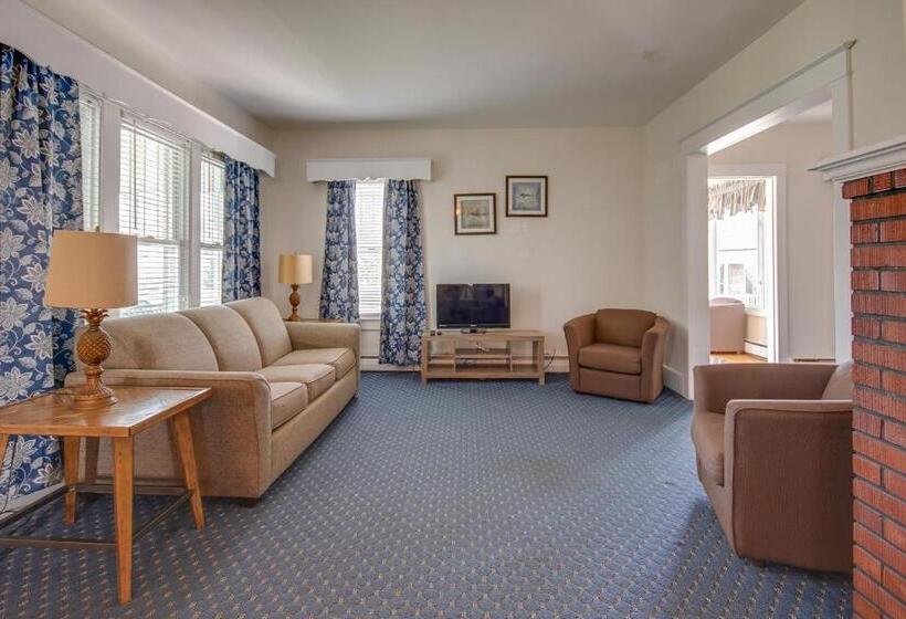 Majestic Hotel & Apartments