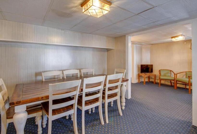 Majestic Hotel & Apartments