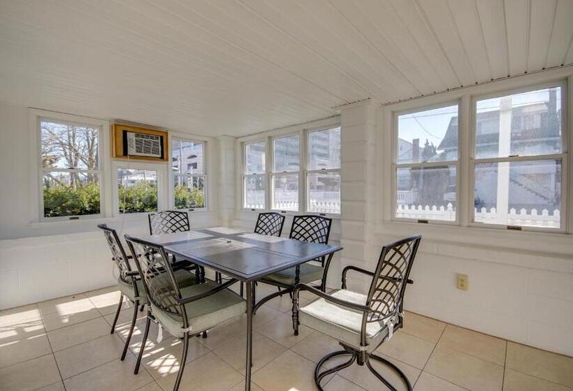 Majestic Hotel & Apartments