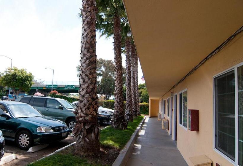 Motel 7   Near Six Flags, Vallejo   Napa Valley