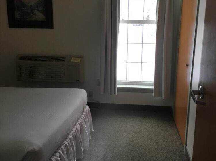 모텔 All Suites Inn Budget Host