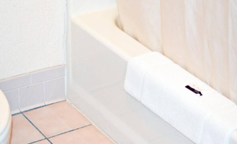 فندق على الطريق Aloha Inn