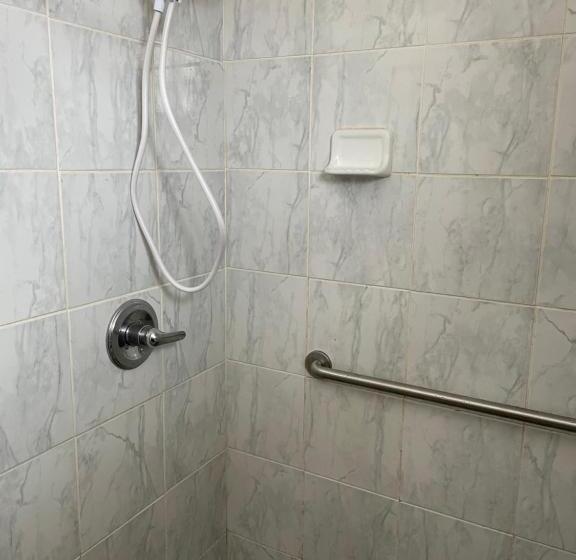 فندق على الطريق American Motor Inn   Rock Island