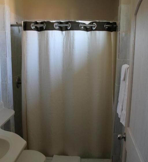 فندق على الطريق American Motor Inn   Rock Island