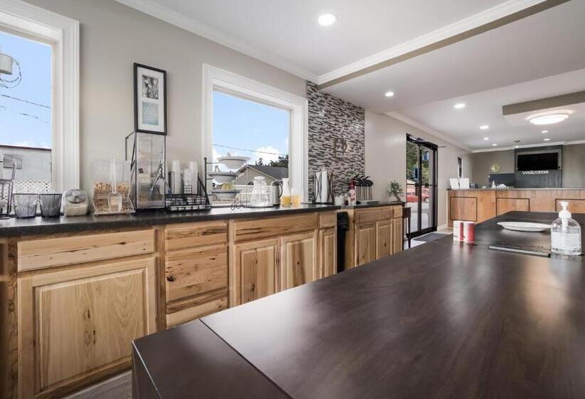 فندق على الطريق Americas Best Value Inn And Suites Blytheville