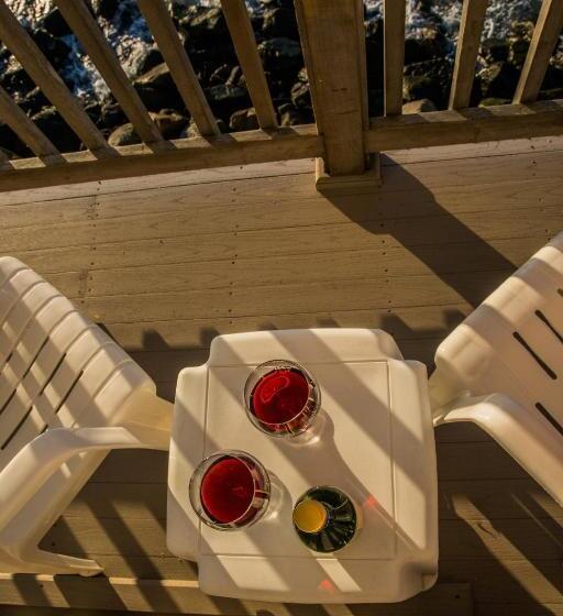 فندق على الطريق Bearskin Neck Motor Lodge