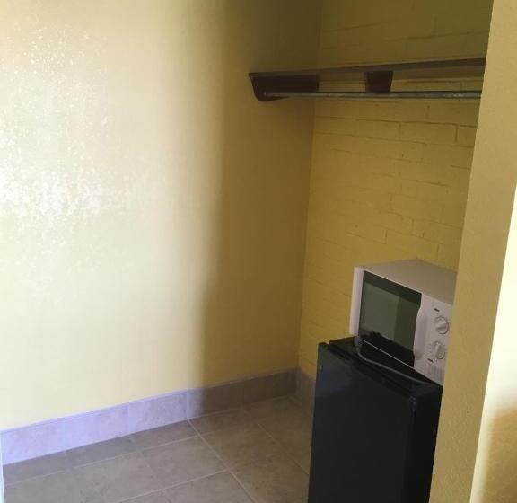 汽车旅馆 Blue Star Inn