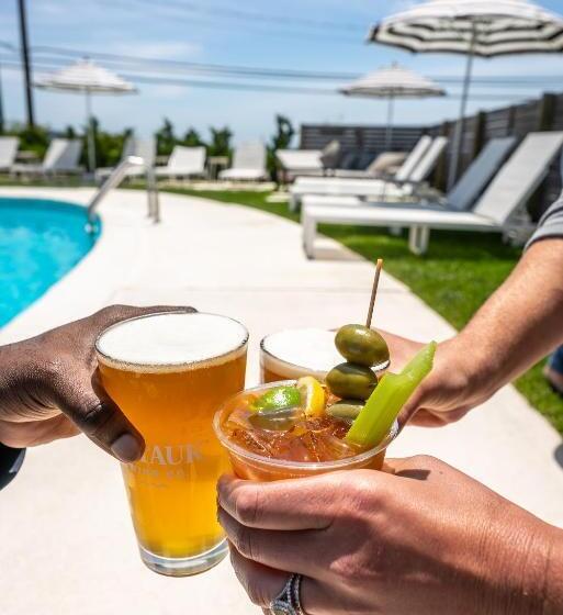 فندق على الطريق Breakers Montauk