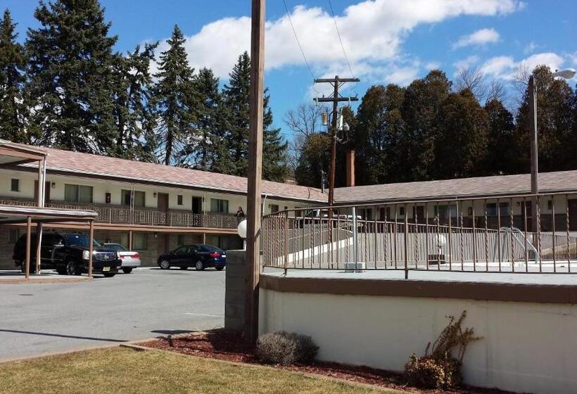 모텔 Budget Host Inn