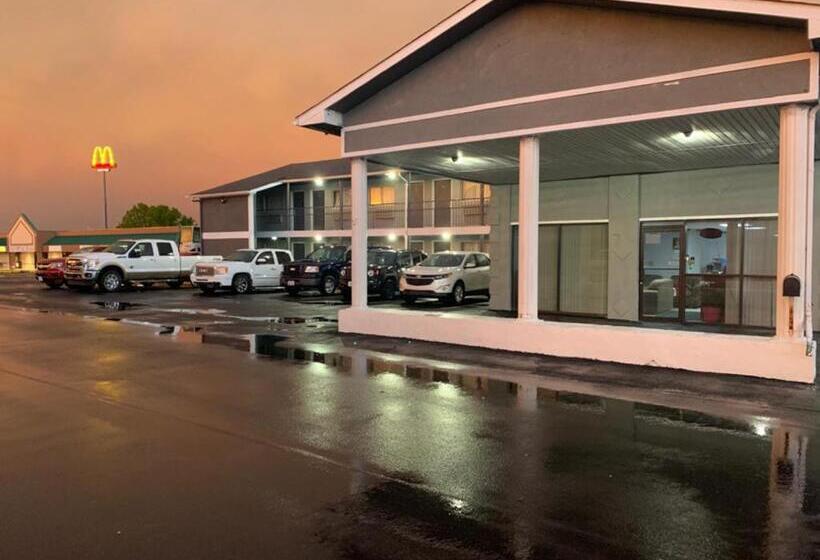 فندق على الطريق Budget Inn   Saint Robert