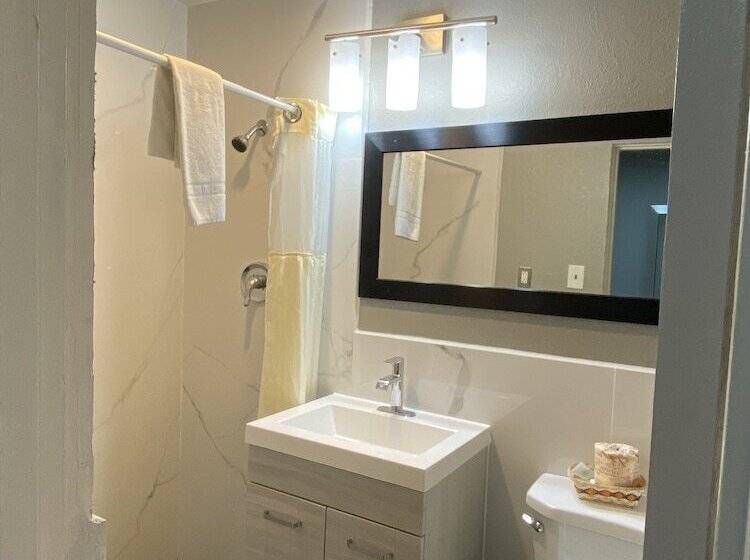 汽车旅馆  Budget Inn