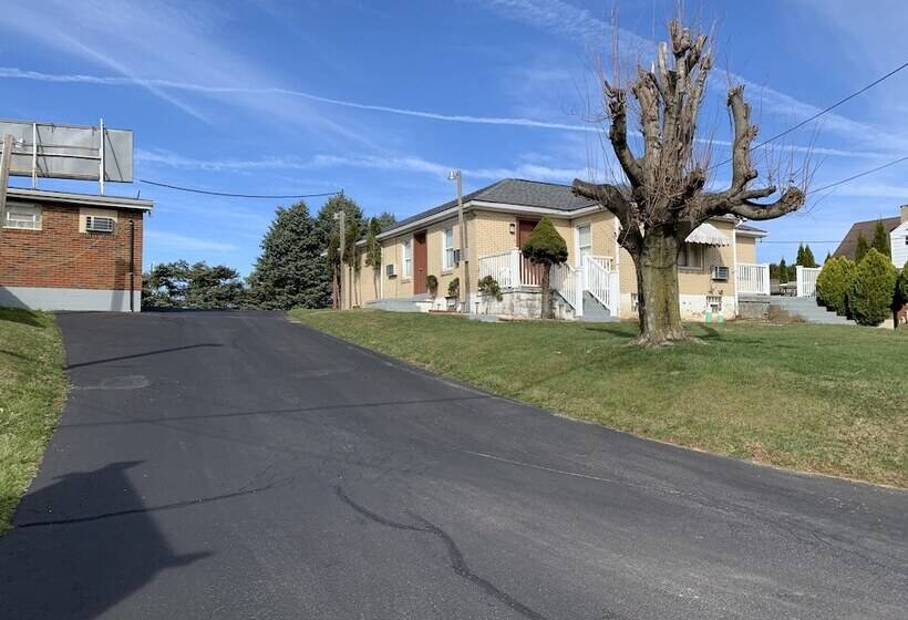 فندق على الطريق Budget Inn