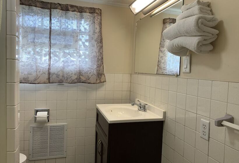 فندق على الطريق Budget Inn