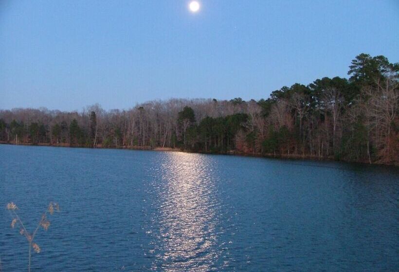 فندق على الطريق Budget Inn Jonesboro