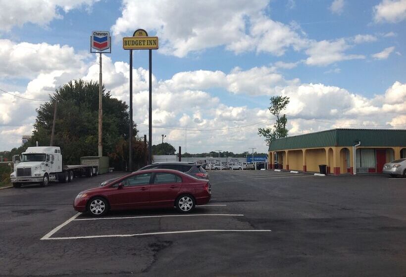 فندق على الطريق Budget Inn