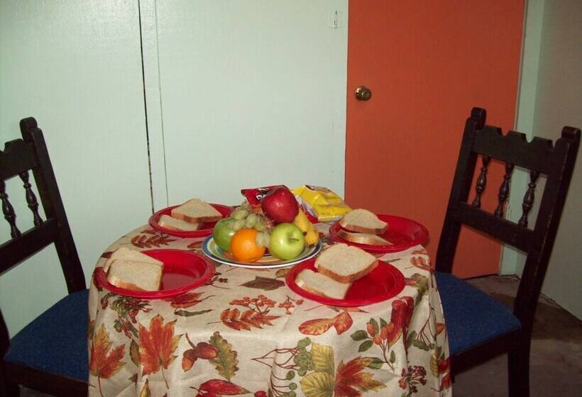 모텔 Budget Inn Sanderson