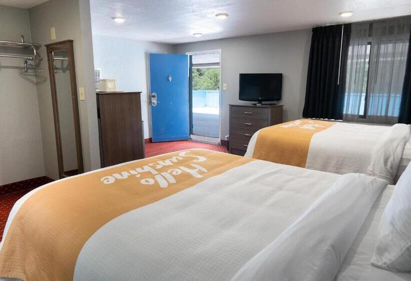 فندق على الطريق Budget Lodge