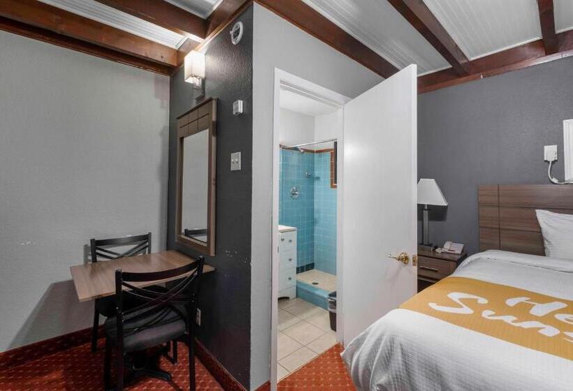 فندق على الطريق Budget Lodge