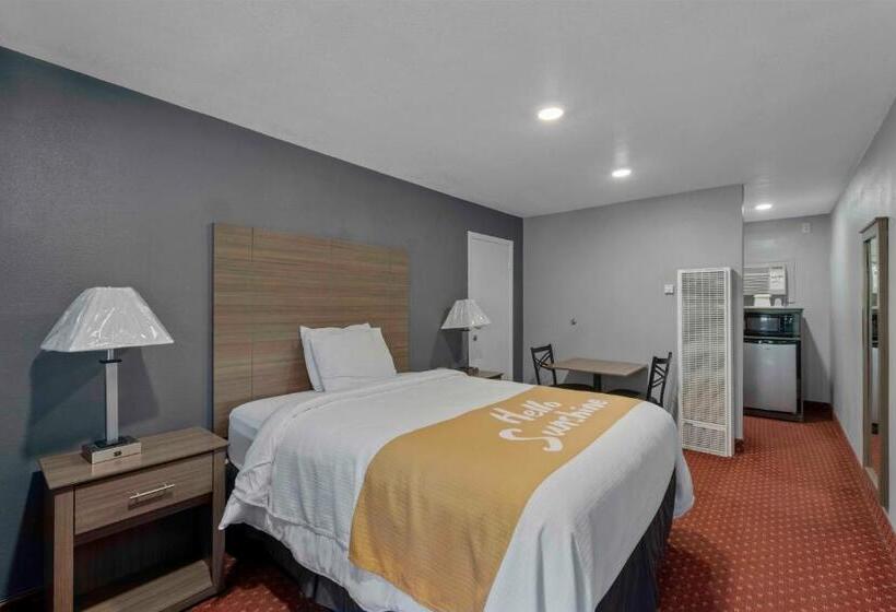 فندق على الطريق Budget Lodge