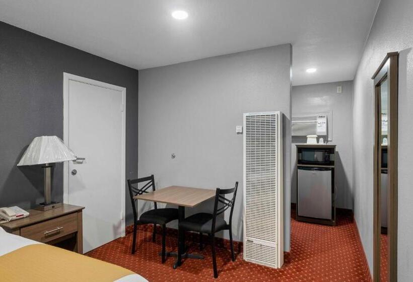 فندق على الطريق Budget Lodge