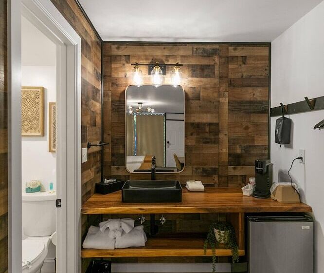 Мотель Candlewick Inn And Suites