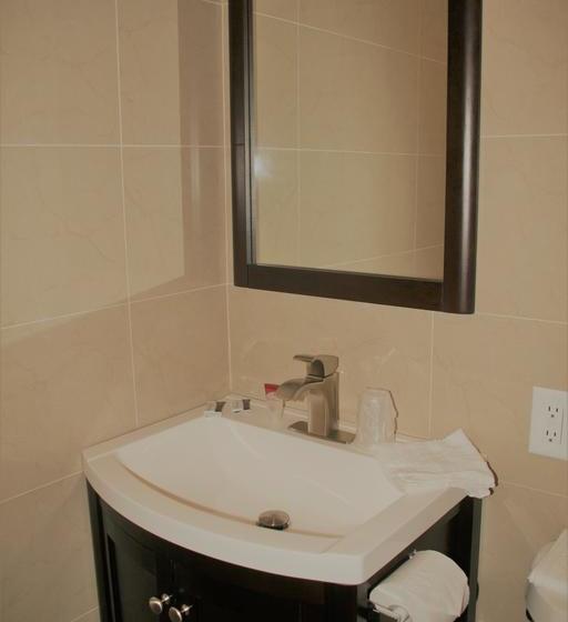 فندق على الطريق Capri Apartments