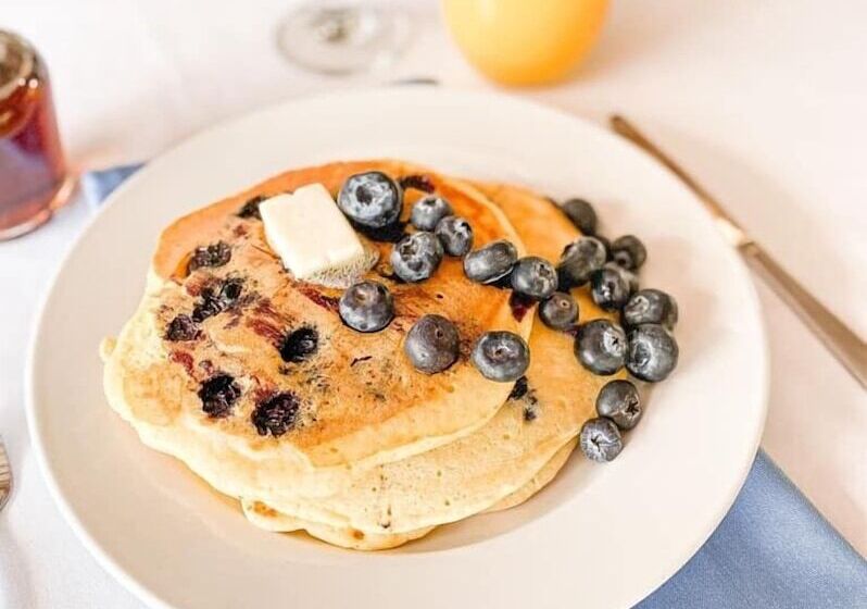 فندق على الطريق Castle Manor Inn