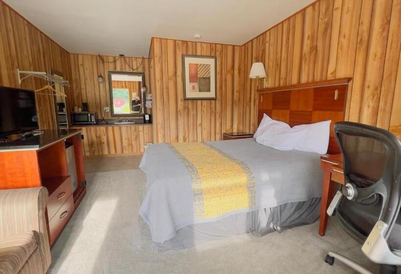 فندق على الطريق Country Inn   Licking