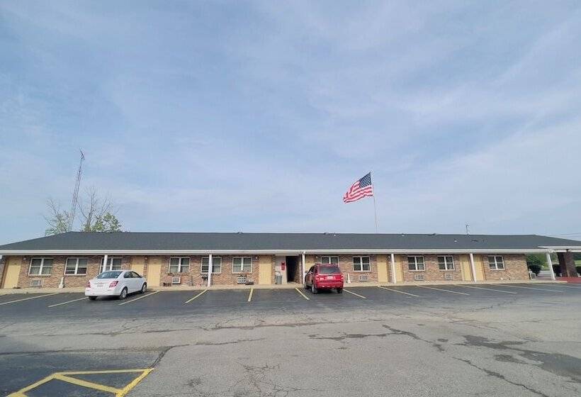 فندق على الطريق Country Inn   Licking