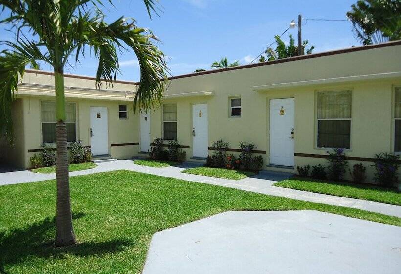 汽车旅馆 Crown Inn