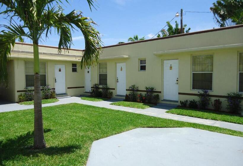 汽车旅馆 Crown Inn