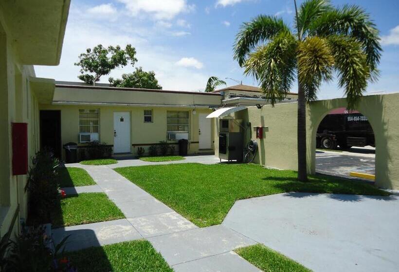 汽车旅馆 Crown Inn