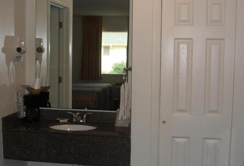 モーテル Deluxe Inn Palacios