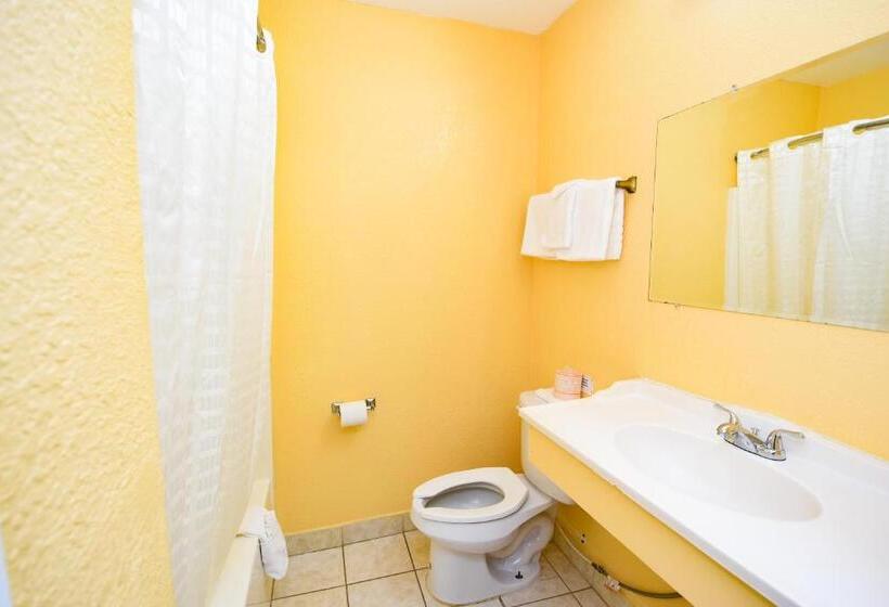 فندق على الطريق Economy Inn Beebe