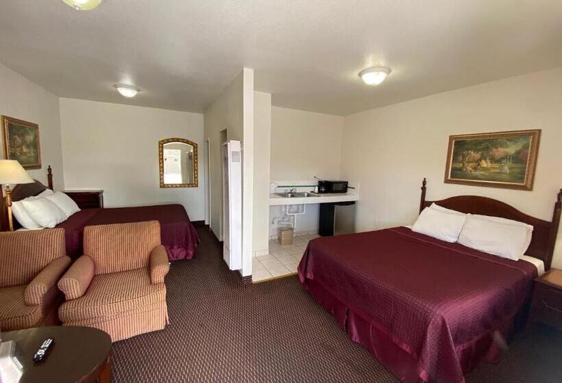 فندق على الطريق Economy Inn Paso Robles