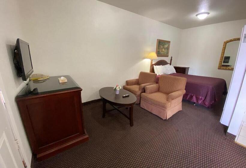فندق على الطريق Economy Inn Paso Robles