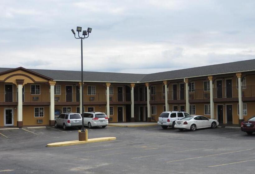 فندق على الطريق Economy Inn & Suites