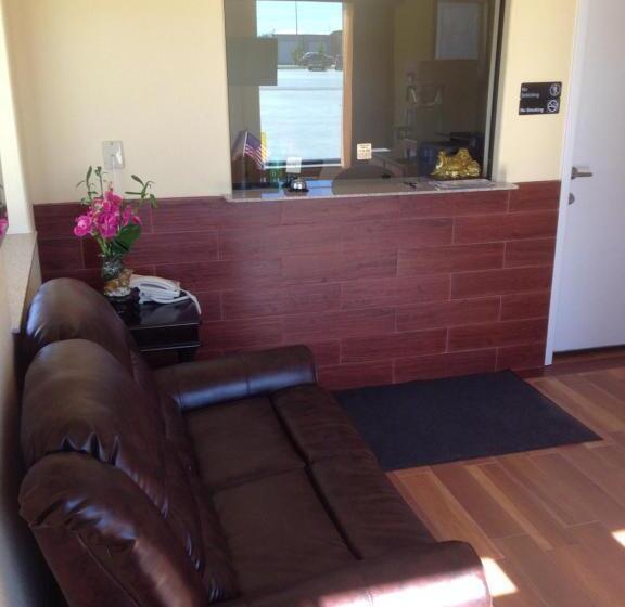 מוטל Executive Inn