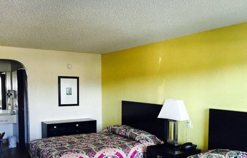 Мотель Executive Inn