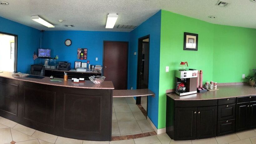 Мотель Executive Inn