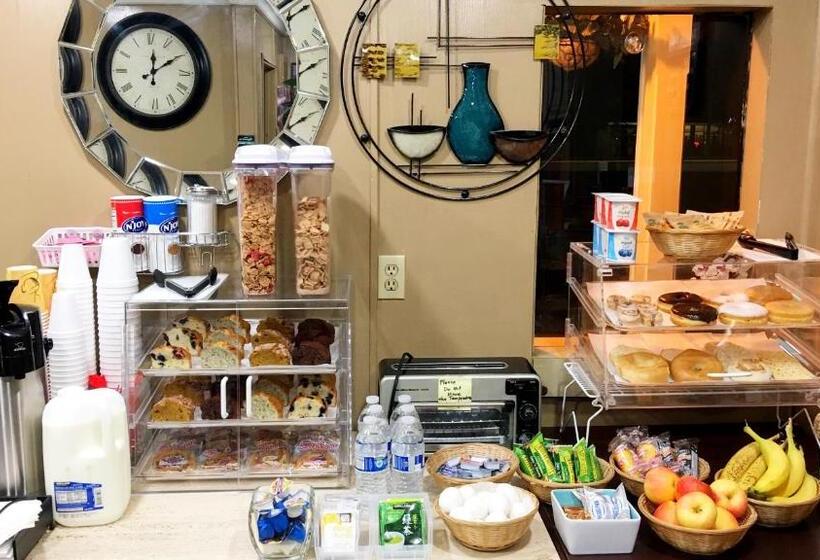 فندق على الطريق Fairground Inn