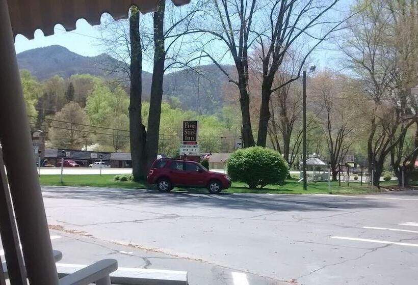 מוטל Five Star Inn